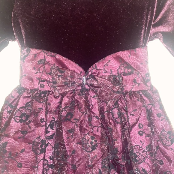 Little girls dressy dress - Picture 2 of 5